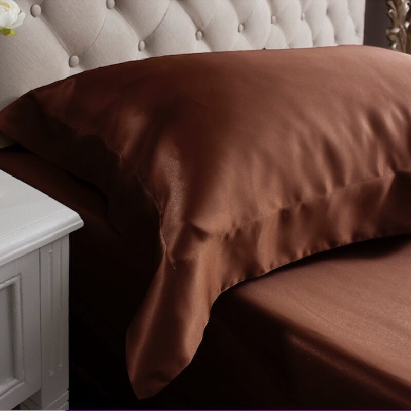 Caravele Silk Pillowcase – Luxurious Softness & Smooth Finish - Image 5